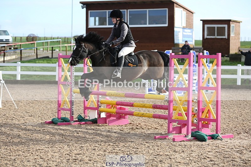 240211A-105211-01960 - Cls 2 Pony British Noivice & 80cm Open