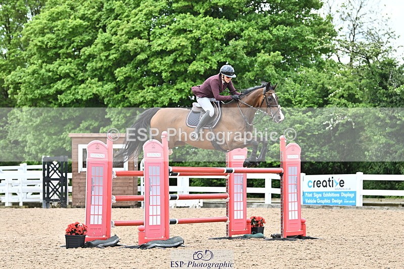 240523A-135919-01987 - Cls 5 National 1.30m