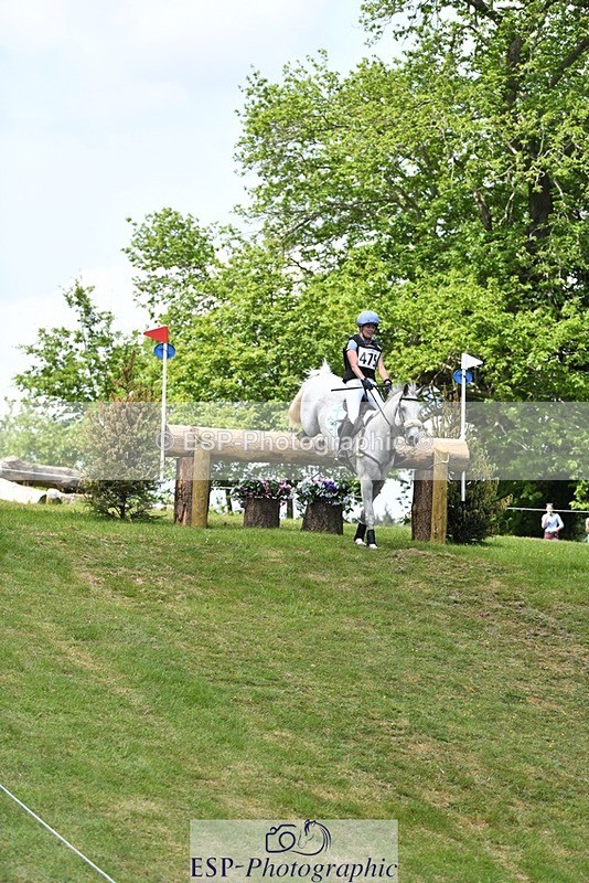230528-142202-17845 - 475-GLADSTONE_II-Ginny_Thomasen-XC