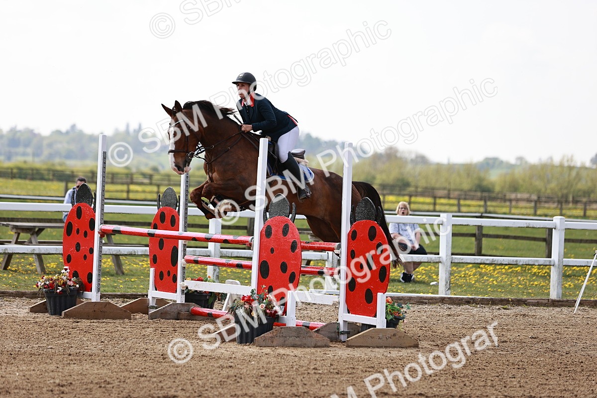  - Class 24 - Senior Newcomers - 1.10m