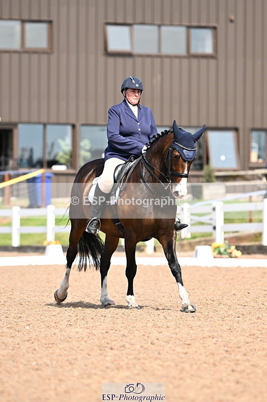 240816A-133532-05108 - 199-Nicola.Seal-Rebel.Heart