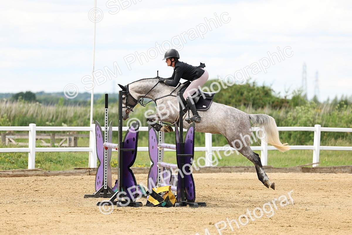 SBM_006182 - Class 19 - Senior Newcomers - 1.10m