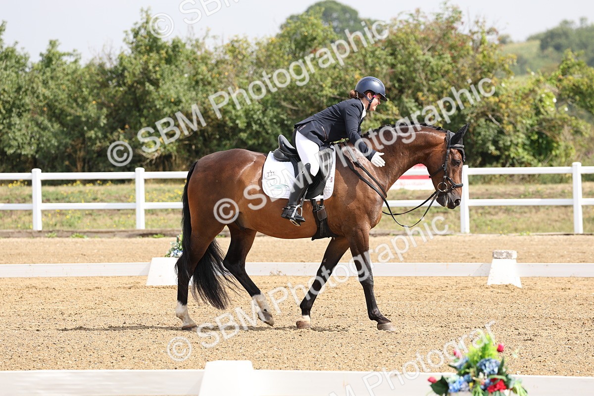 SBM_005734 - Class 6 - Novice 6 - 10.26-11.29