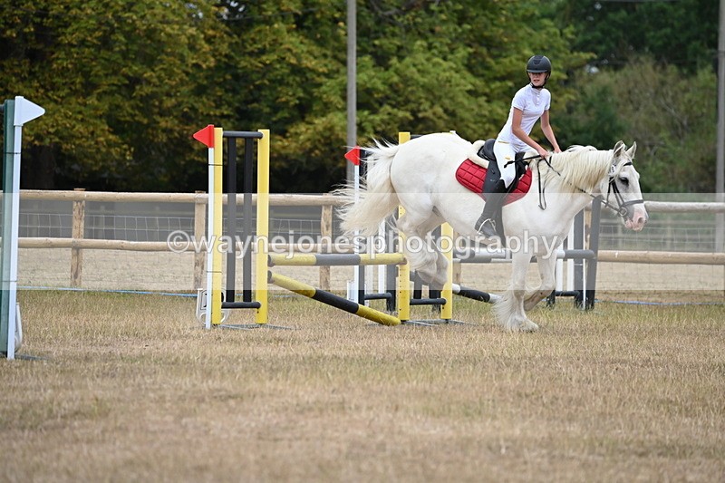 WJ6_0756 - Class 14 Intermediate Jumping 75cm