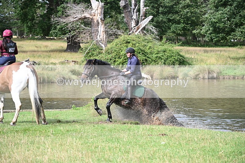 WJ7_1012 - Time at Water 10:09 to 10:47