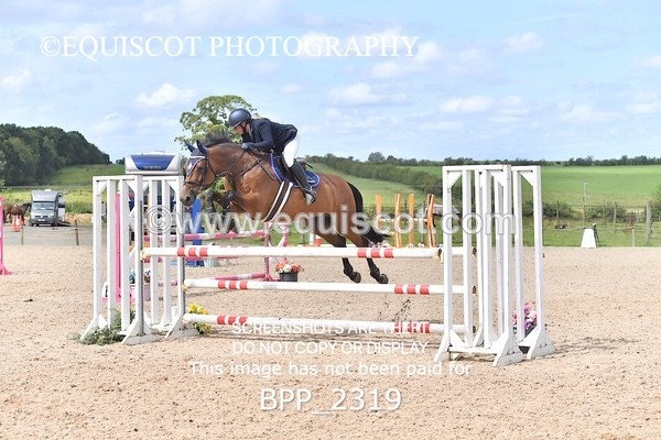 BPP_2319 - CLASS 17 SUN Senior Newcomers/ 1.10m Open