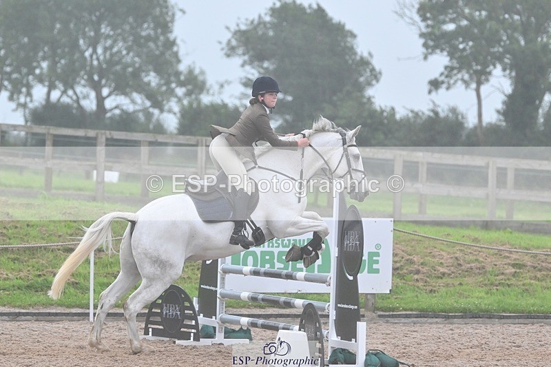 240813-194419-00997 - Classes 7 A&B 90cm