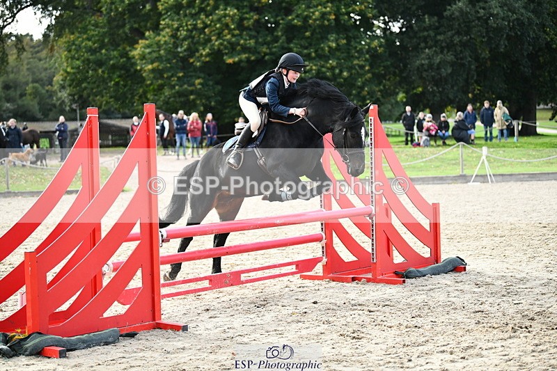 251004A-162630-02063 - Classes 10 & 11 80cm