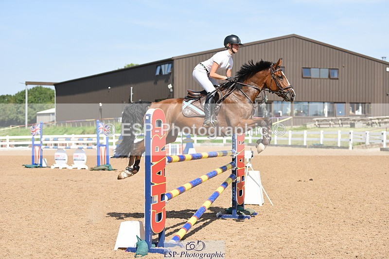230906A-133912-00471 - Foxhunter & 1.20m Open
