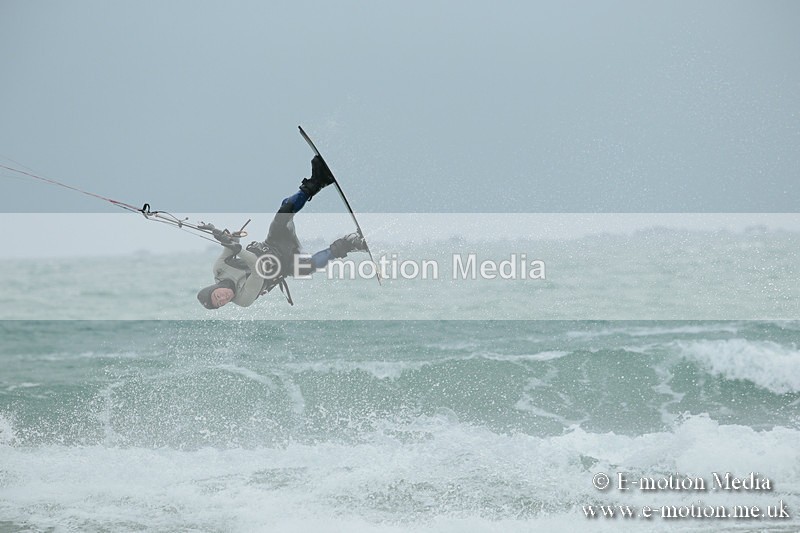 KS 300313-99 - Kite Surfing