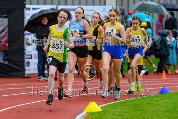 Monument25-920357 - Set One