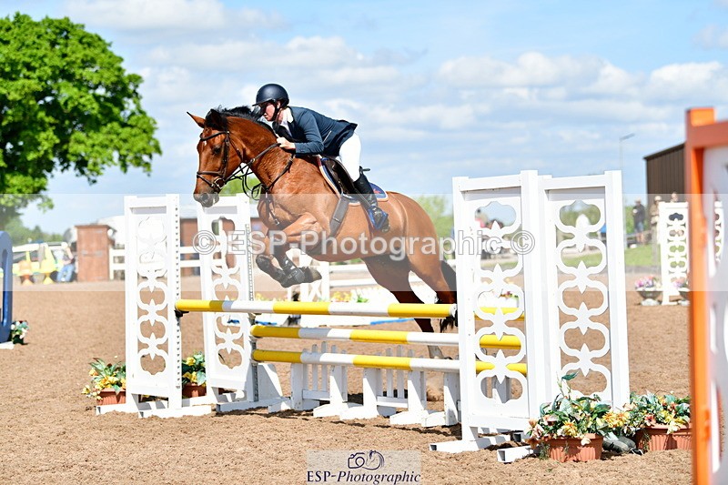 240525A-110303-05387 - Cls 23 Discovery and 1m Open