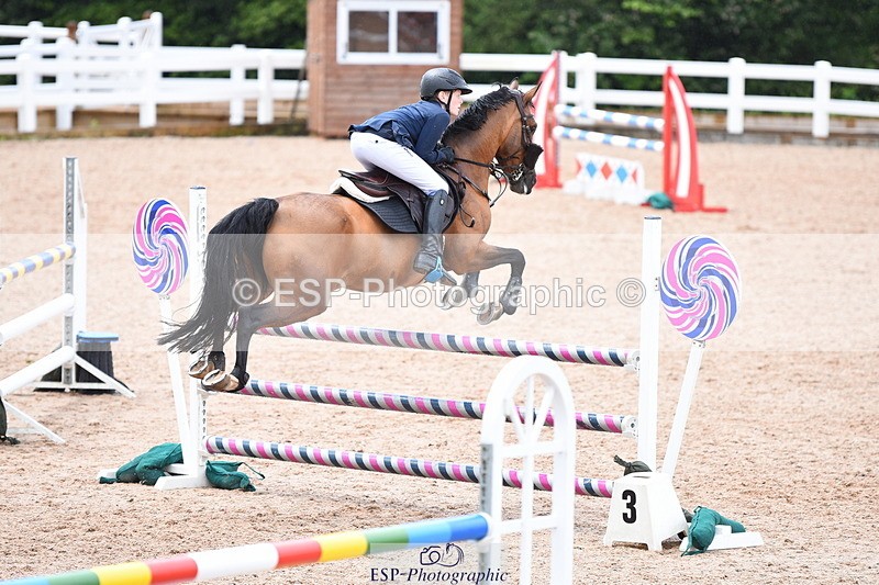 230715A-131108-01165 - Cls 4 Newcomers & 1m Open