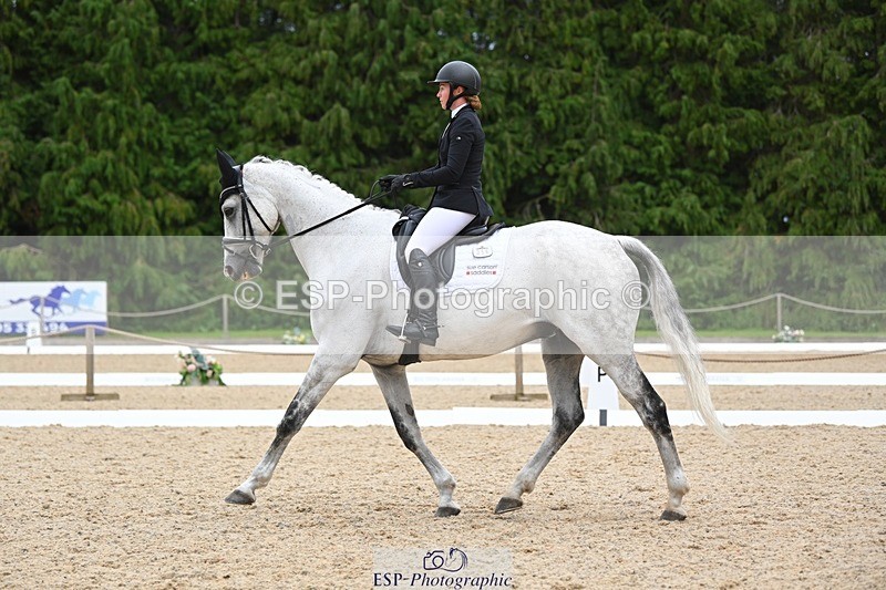 230813-174940-08754 - Cls 14 Medium Silver 16.45 to End