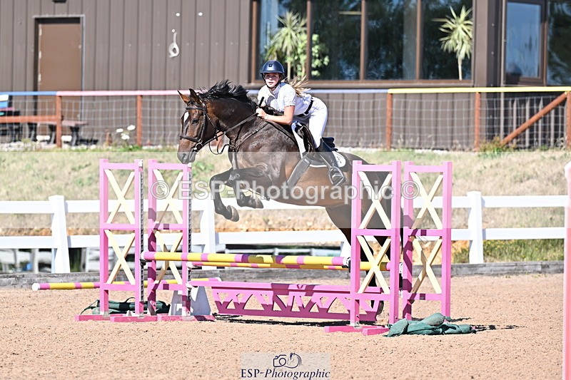 250708A-170253-00172 - 70cm Classes