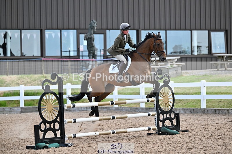 240605A-101957-00042 - Cls 1 British Novice and 90cm Open