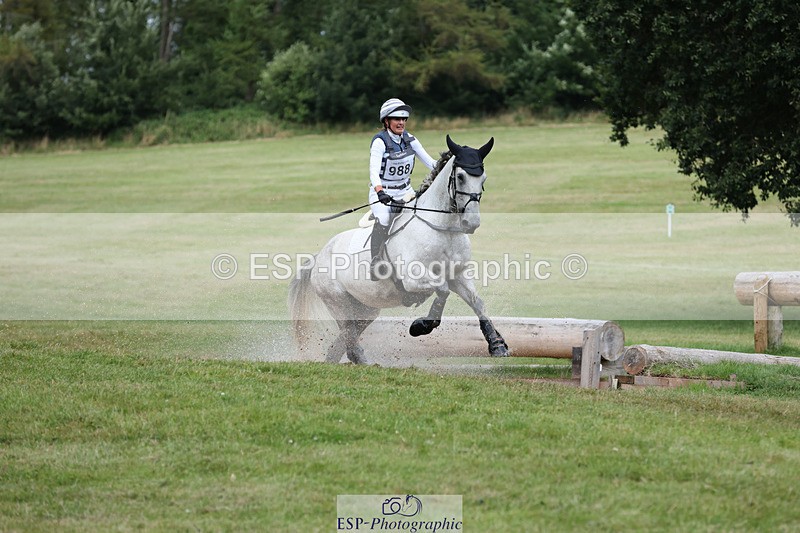 240825X-180518-38474 - 80cm XC 17.30 to End