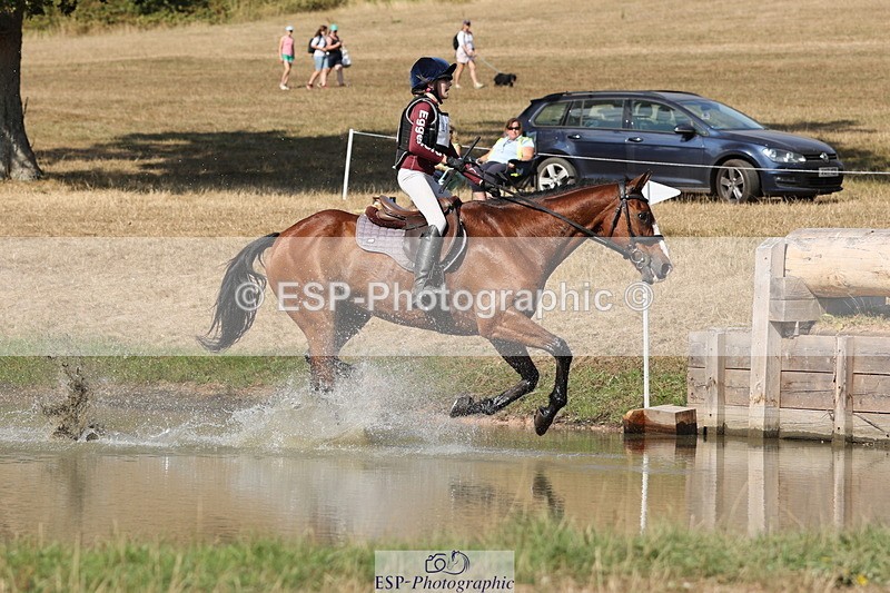 250824A-155010-39617 - 2173-Esmae.Leonard-Red