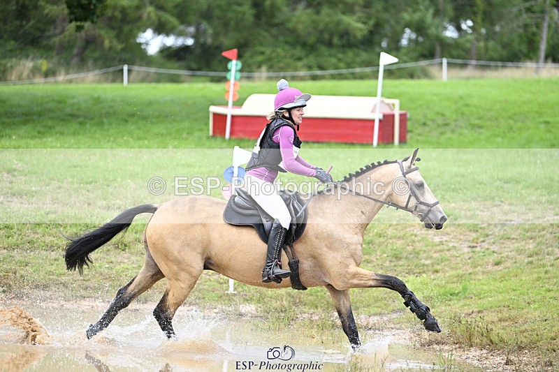 240804-162931-17980 - 619-Fiona_Lewis-BALLYANNY_BUTTONS