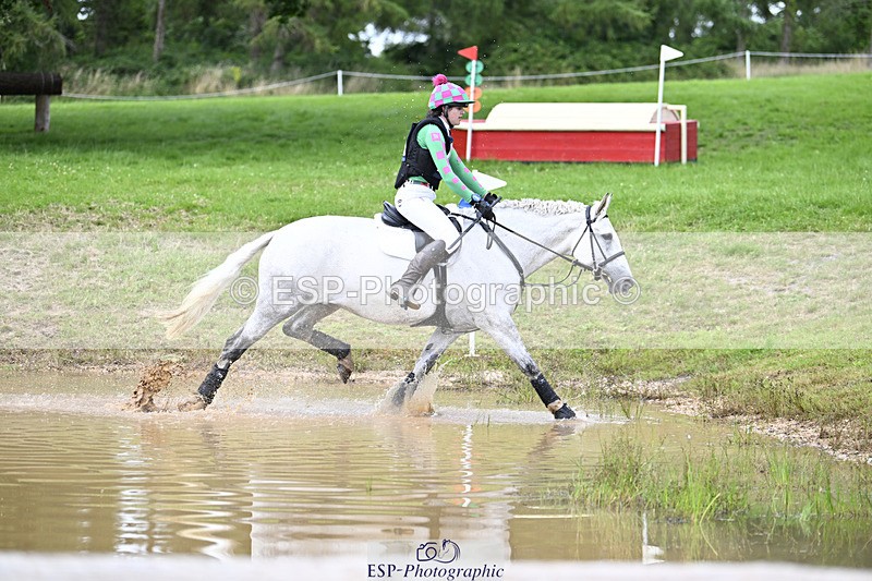 240804-163323-18002 - 672-Amy_Sweet-ONLY_BITESIZE