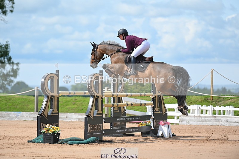 230721A-105528-05496 - Cls 6, 2 Star Medium 1.35m