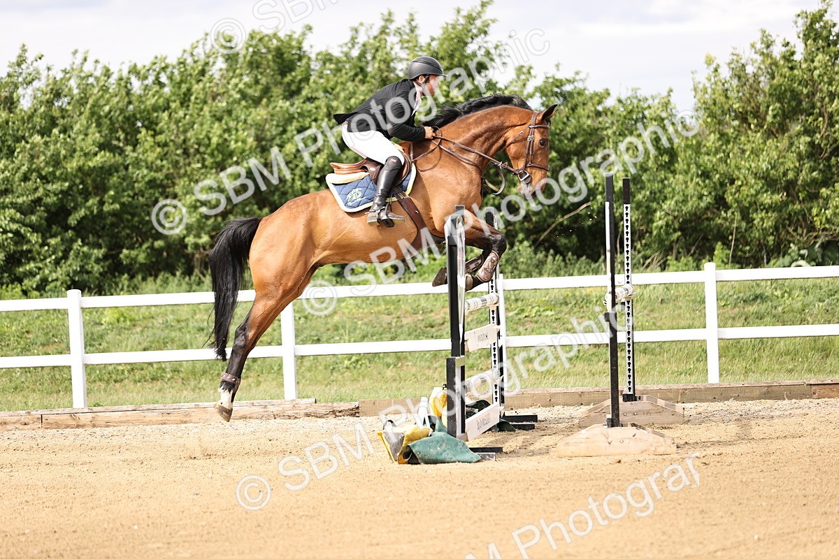 SBM_003499 - Class 13 - Senior Foxhunter - 1.20m