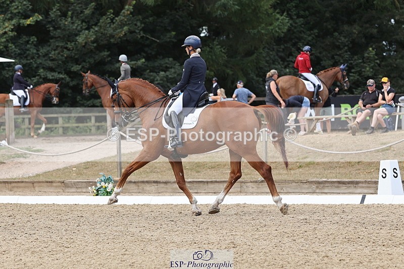 250809A-111834-02735_099-MissHannahBiggsDutchHabourH - 077-704-2164