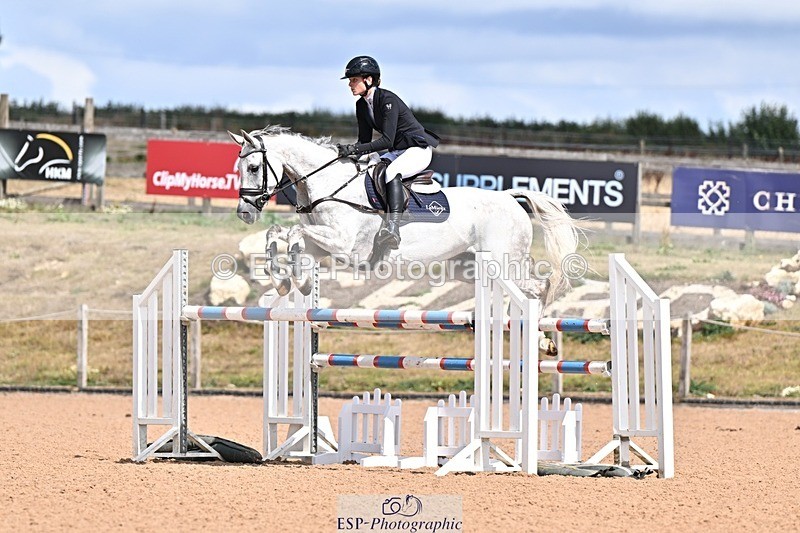 260819-144213-01197 - Cls 6 Foxhunter and 1.20m