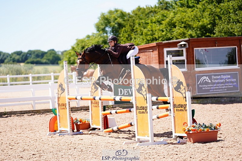 240629A-120046-05149 - Cls 18 Newcomers and 1m Open