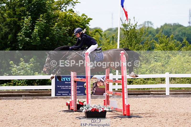 240629A-131042-05592 - Cls 18 Newcomers and 1m Open