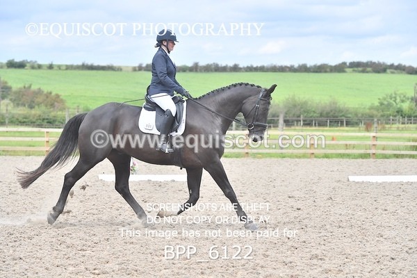 BPP_6122 - NOVICE TEST 4 + 6 LONG ARENA