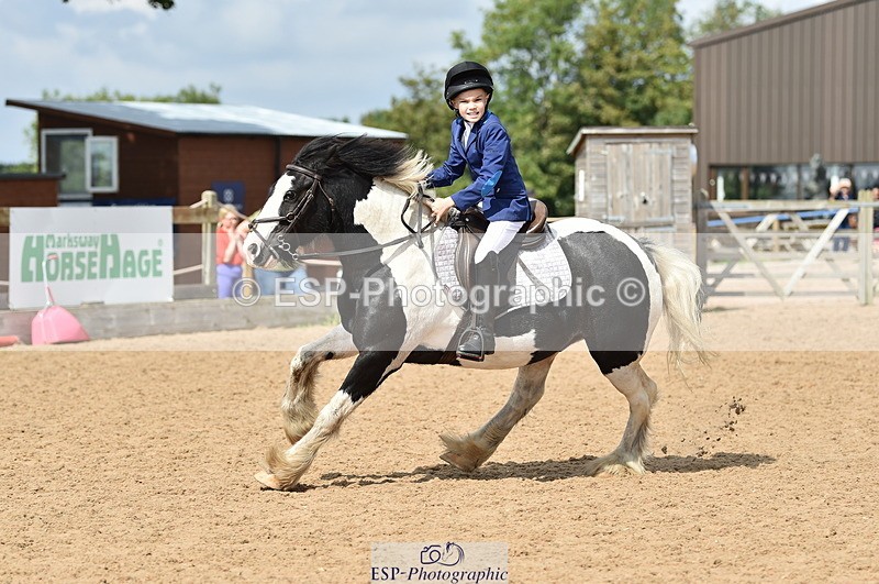 230902A-130546-01307 - Cls 3A Pony Medium 80cm