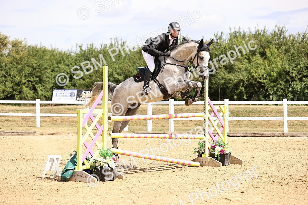 SBM_009881 - Class 8 - Senior Newcomers - 1.10  Open