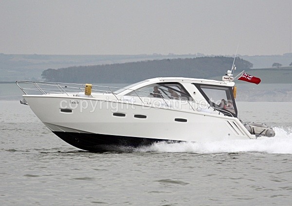 090412 ISOLDE IMG_1571 - Motorboats - Hardtop