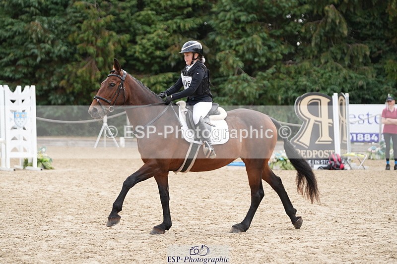 250824A-110420-35050 - 2006-Dixie.Mchenry-Darragh