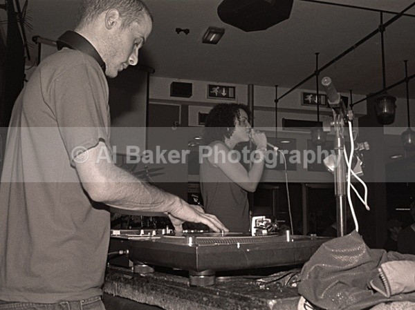 05 technique  jenna-g - Eardrum @ dry bar / dry201 manchester 23.09.00