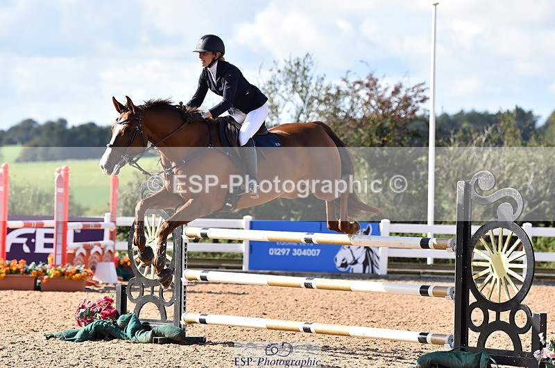 231014A-140126-05183 - Cls 15 1.05m Amateur Q 2nd R