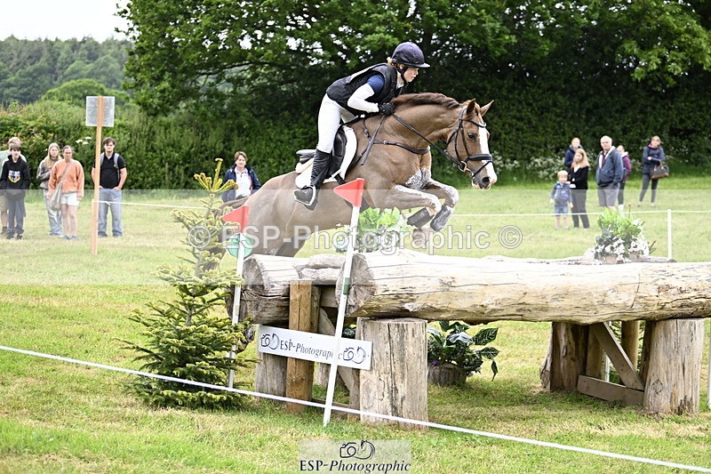 250524A-102453-08515 - A-057-Tabitha.Moore-BILLY.HOODOOS