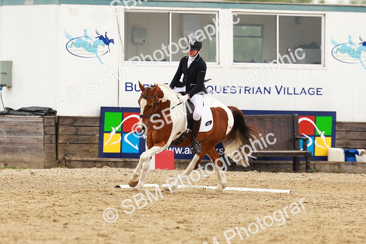 SBM_001210 - Class 6 - Novice 4