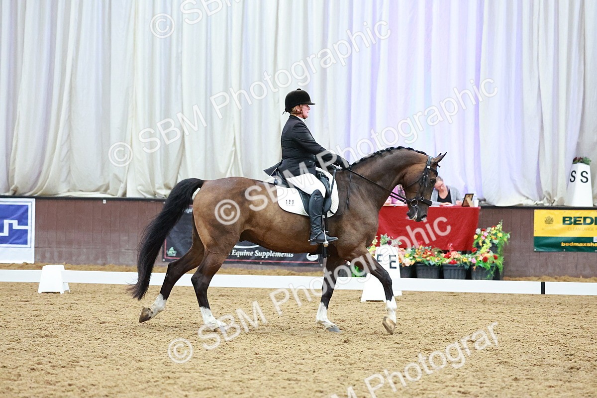SBM_004406 - Class 12 - E2 Championship - 14.50-15.53