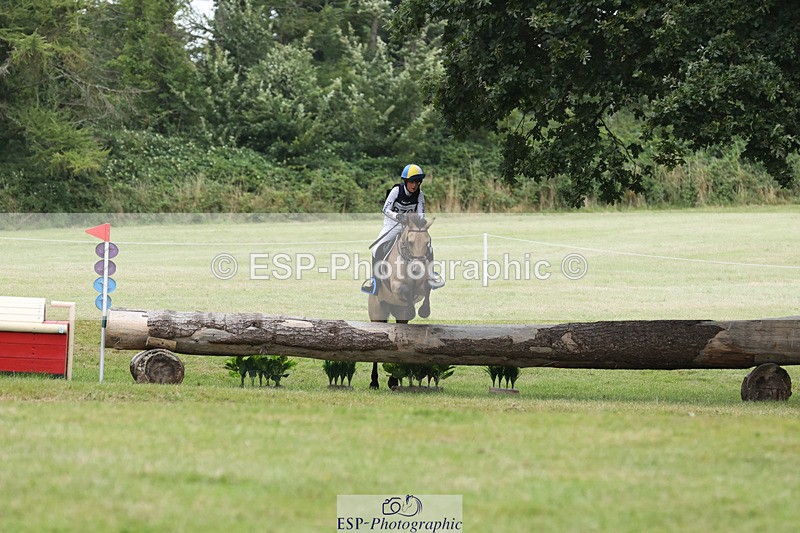 240825X-164115-37786 - 80cm XC 16.30 to 17.30