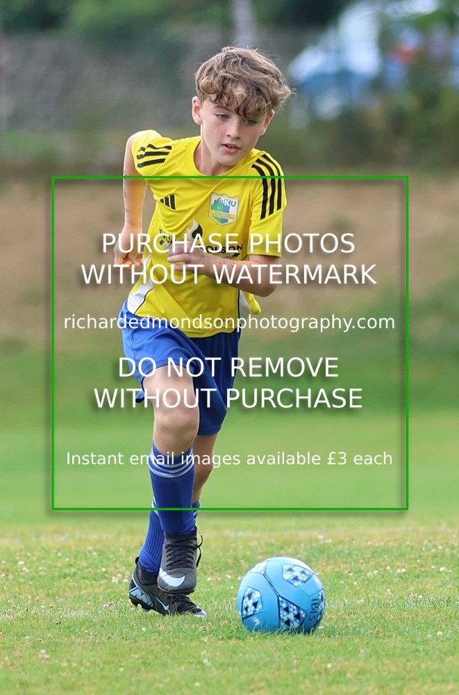 533A4975 - Kendal United