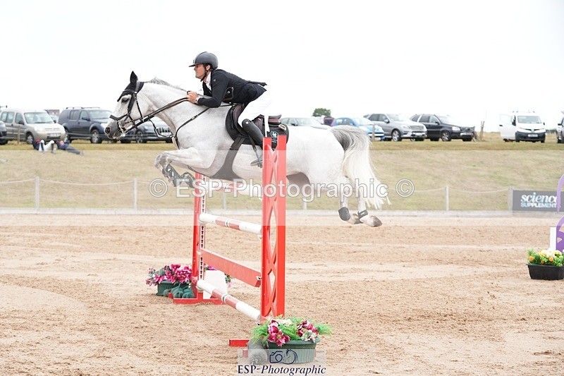 250718-113952-10075 - Cls 2, 3 Star Small Tour Break til End