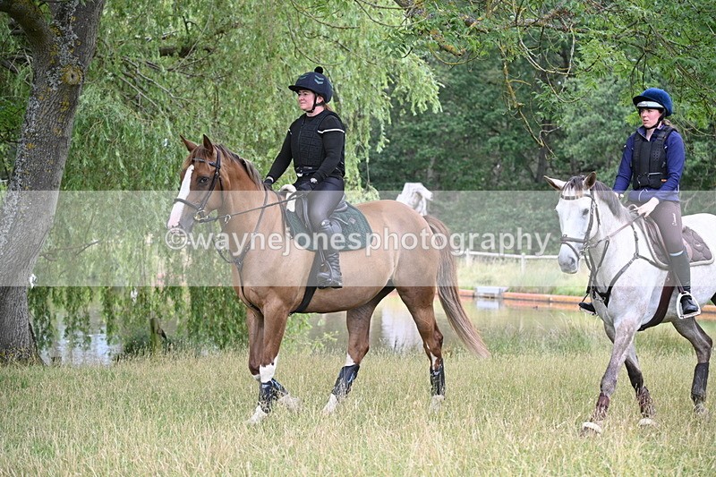 WJ7_3530 - Time at Water 12:15 to 12:50