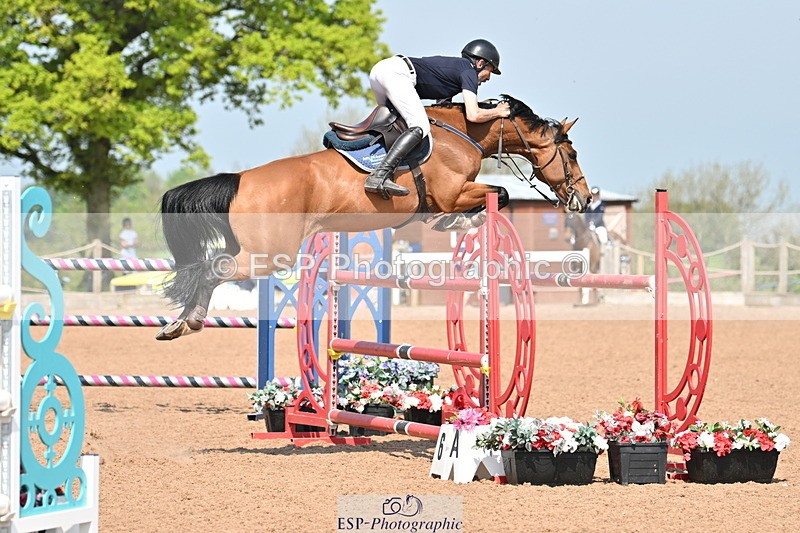 240512A-110507-17469 - Cls 48 National 1.30m Open