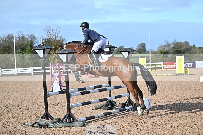 261028-111139-00213 - British Novice and 90cm