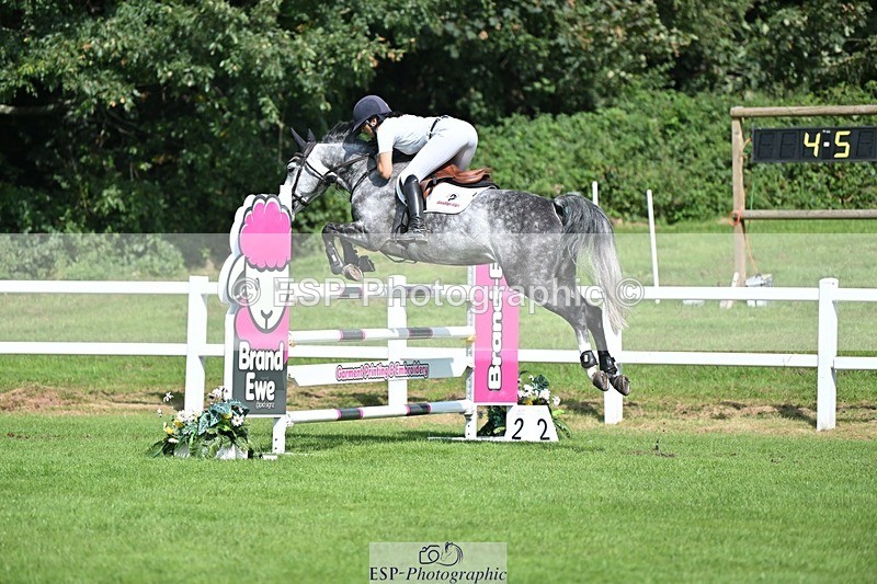 230909-121725-05433 - Cls 11 Snr Foxhunter & 1.20m Open