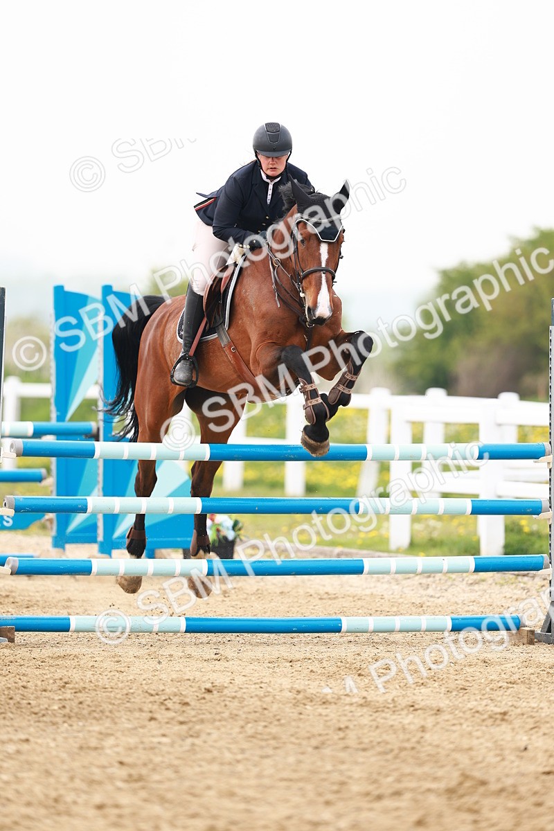  - Class 18 - Senior Newcomers - 1.10m