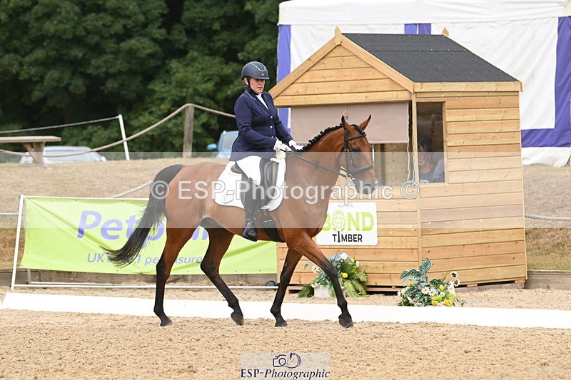 250719A-121044-04660 - 017-Samantha.Meech-Breezeblock