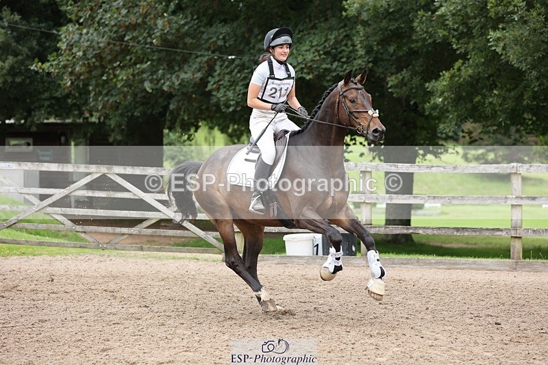 240803-130107-05289 - 211-Bethany_Hull-CARRICK_DIAMOND_OLIVER